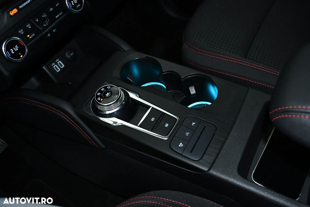 Ford Kuga 1.5 EcoBlue A8 FWD ST Line - 19