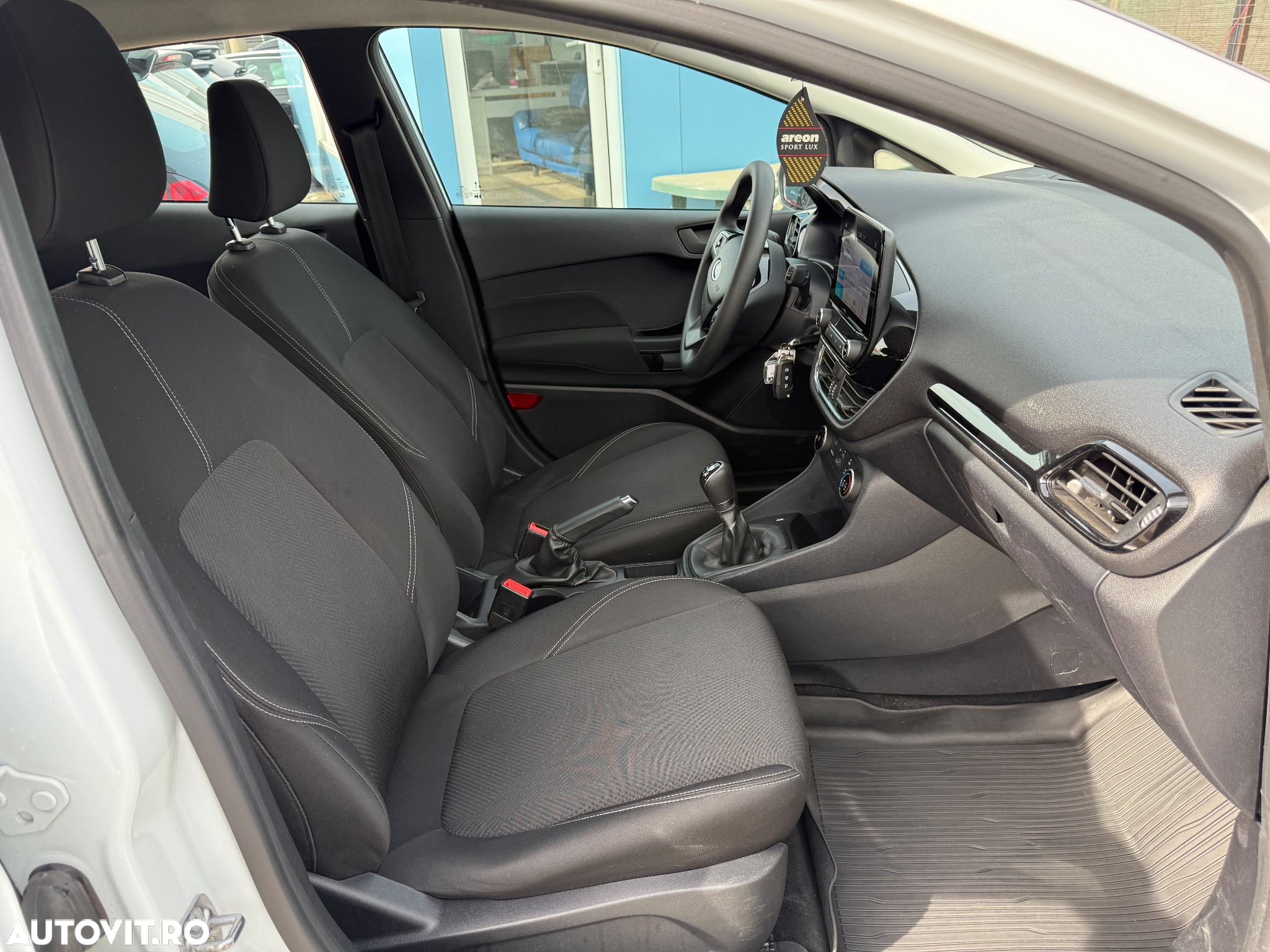 Ford Fiesta 1.1 Trend Connected - 6