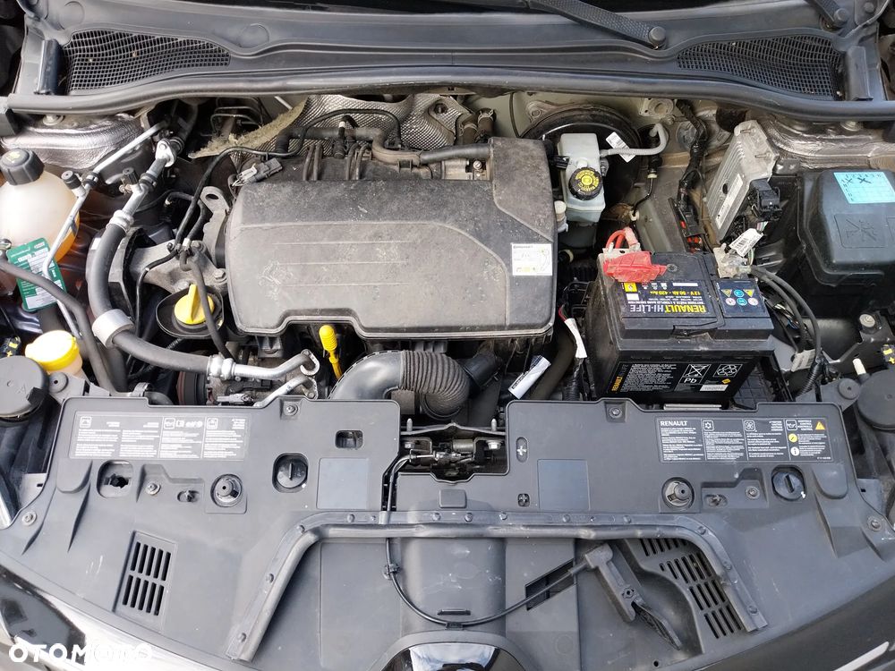 Renault Clio 1.2 16V 75 Business - 12