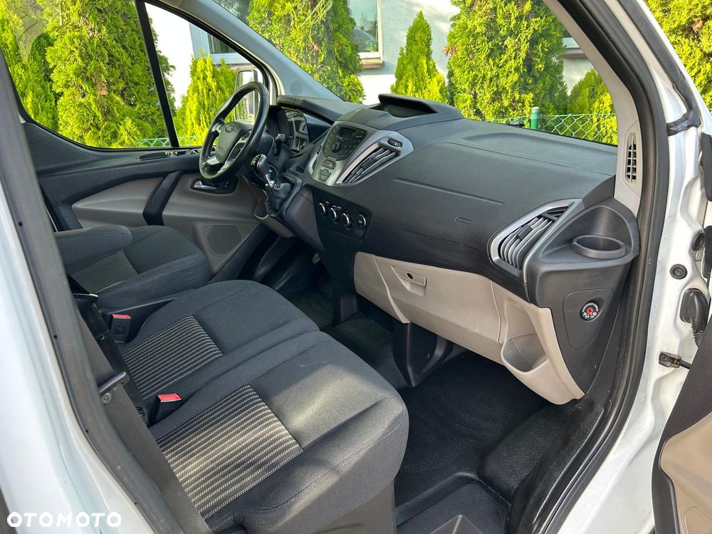 Ford Transit Custom 300 L2H1 Limited (bryg.) - 4
