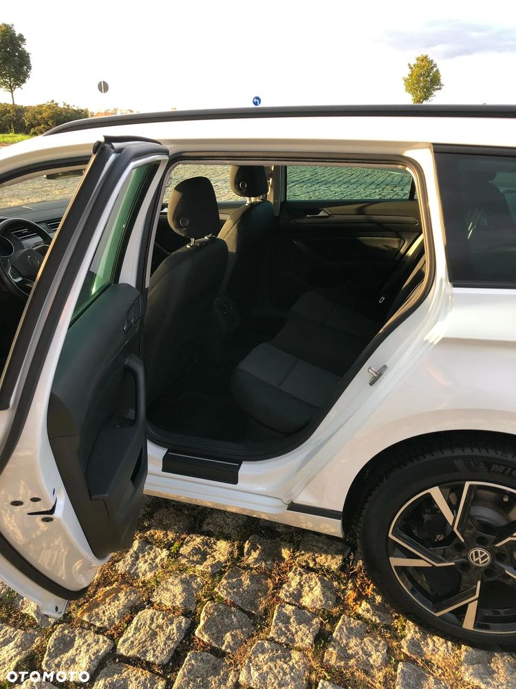 Volkswagen Passat 2.0 TDI EVO Business DSG - 12