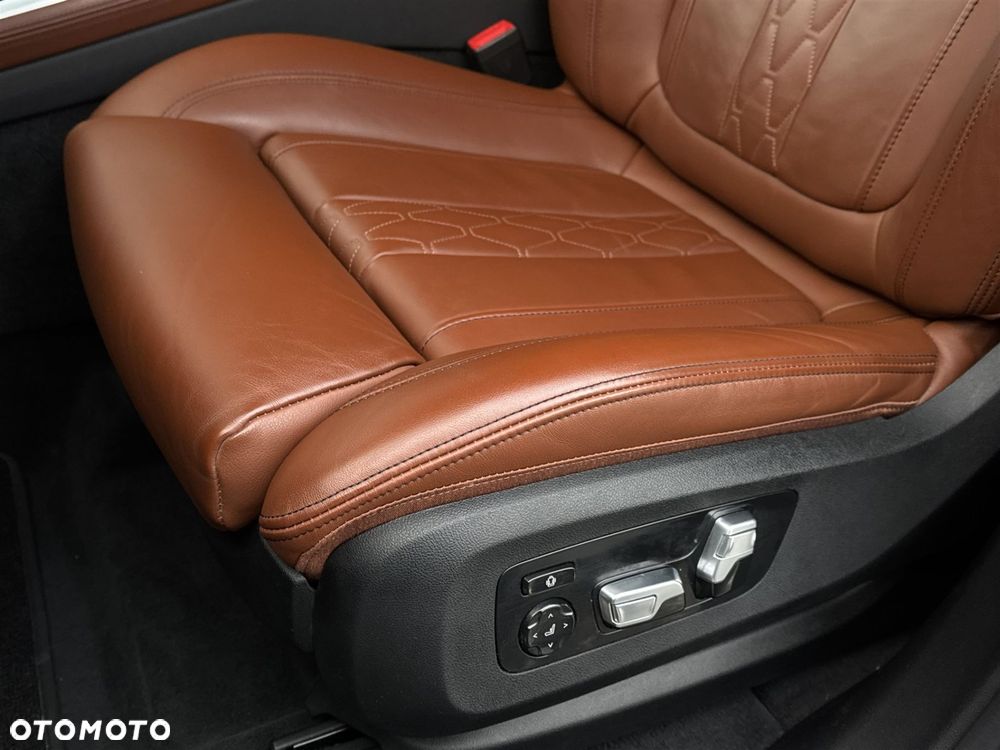 BMW X5 - 21