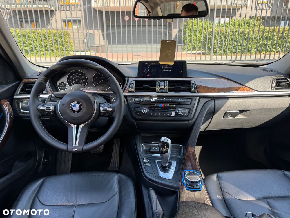 BMW Seria 3 - 12