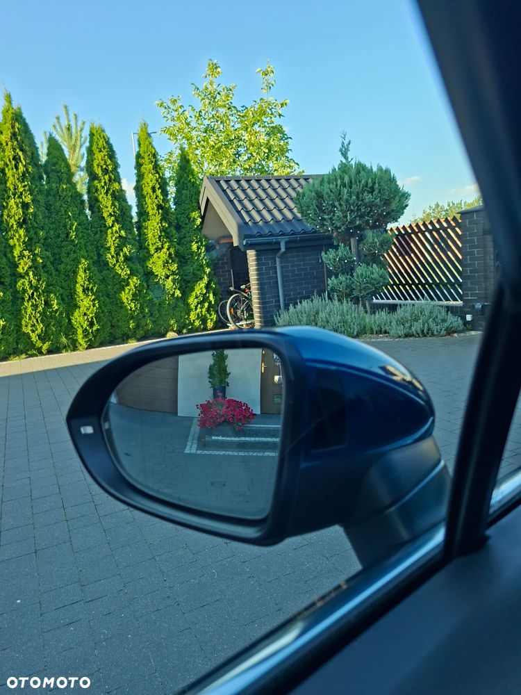 Volkswagen Passat 2.0 TSI Elegance DSG - 26
