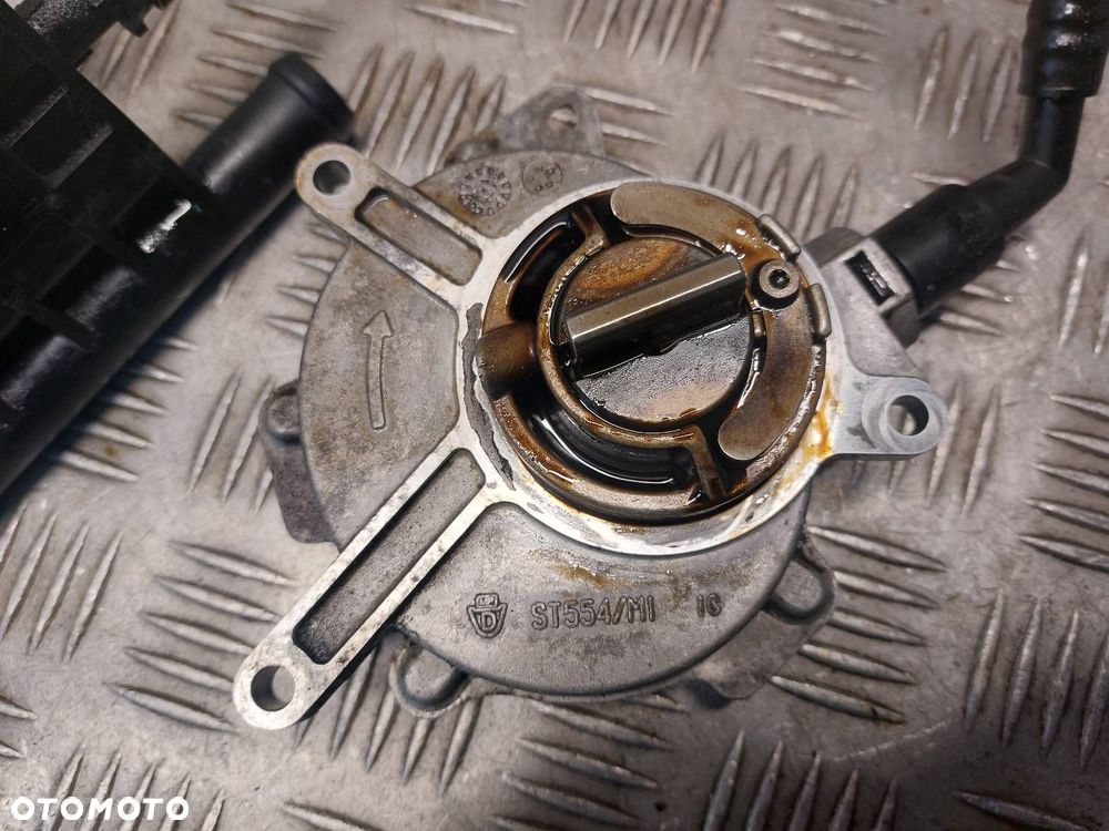 POMPA VACUM VOLKSWAGEN GOLF V 2.0 FSI ST554/M1 06F121133H 06F145100E - 2