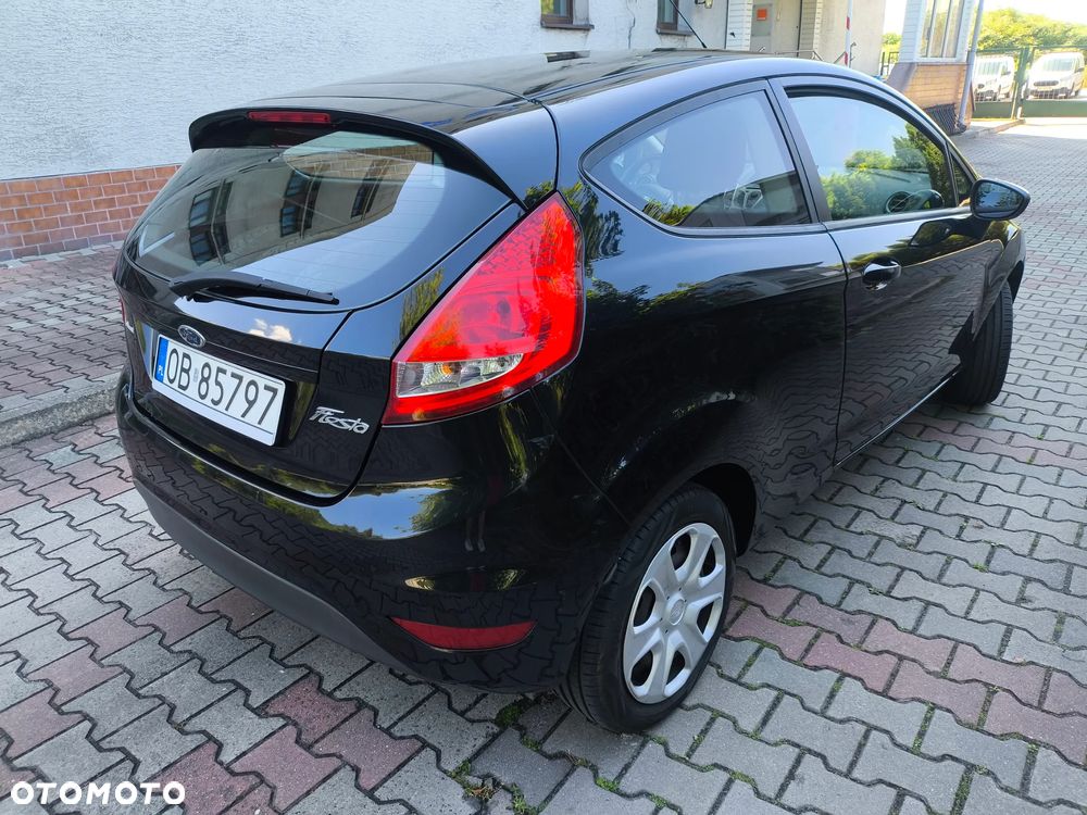 Ford Fiesta 1.4 Trend - 10