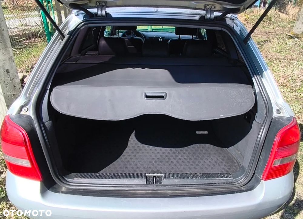 Audi A4 Avant 1.9 TDI - 10