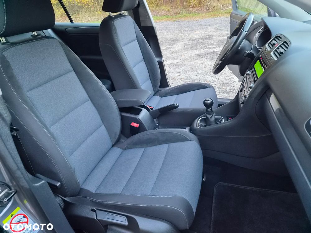 Volkswagen Golf 1.2 TSI Style - 27