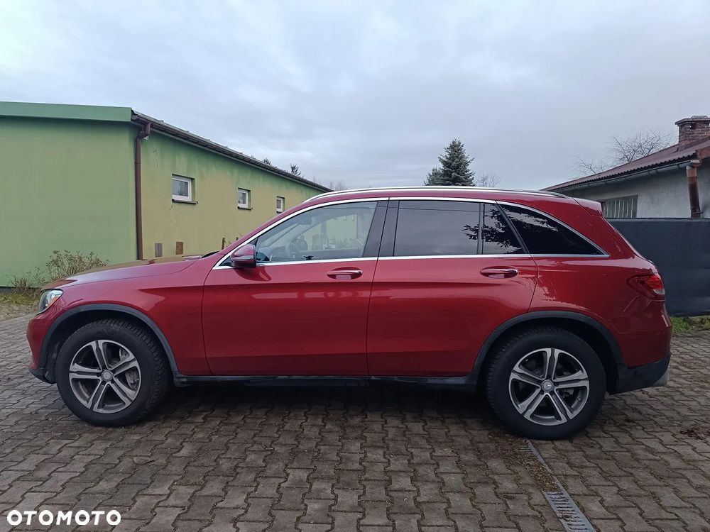 Mercedes-Benz GLC 300 4Matic 9G-TRONIC - 8