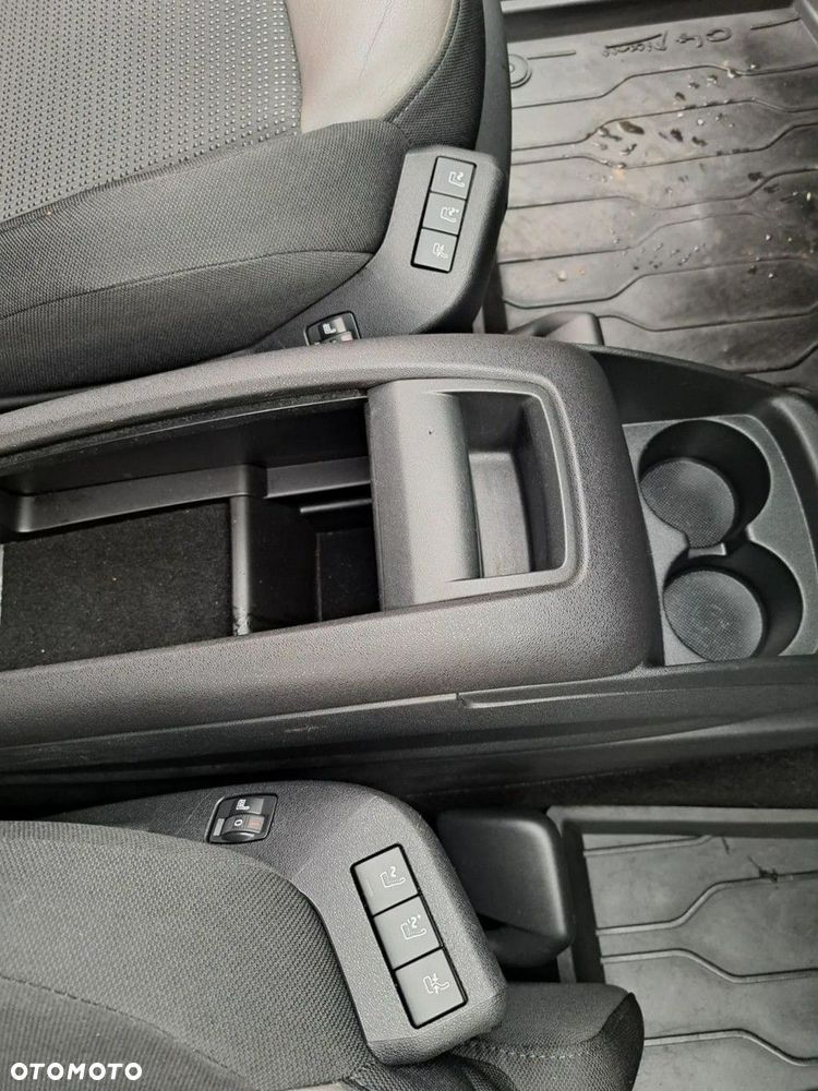 Citroën C4 Picasso - 19