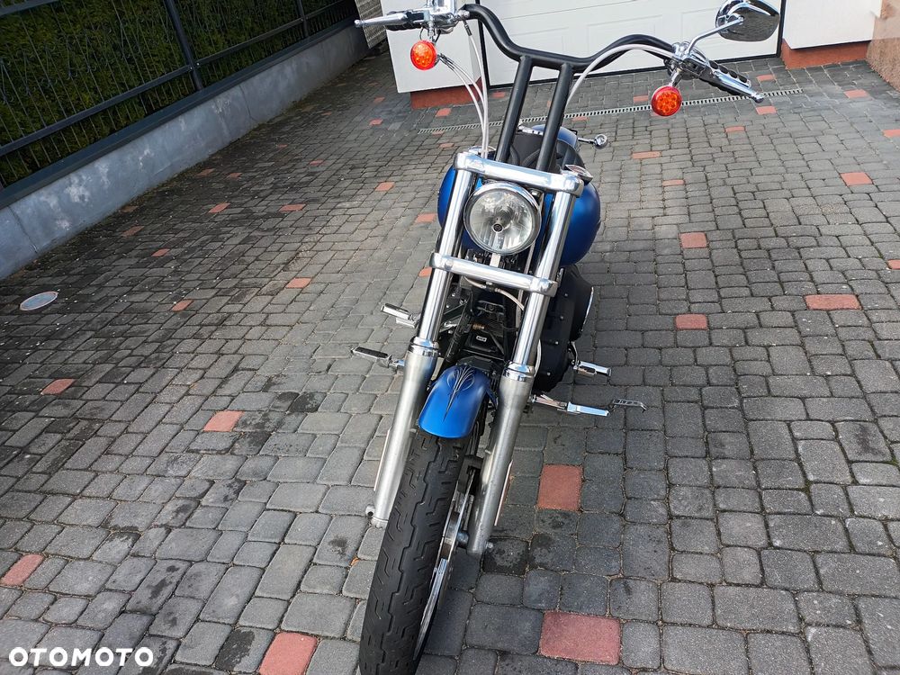 Harley-Davidson Dyna Street Bob - 14