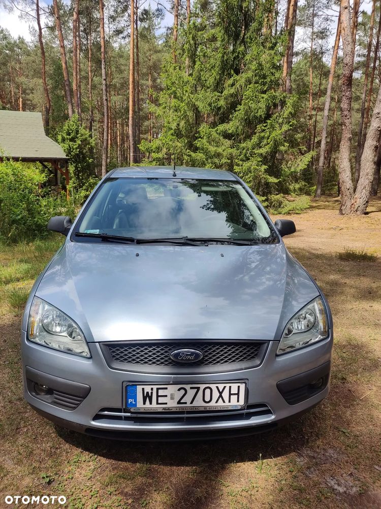 Ford Focus ver-1-6-trend - 2