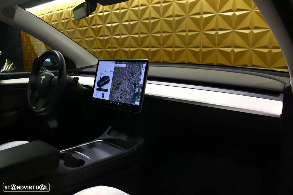 Tesla Model Y Long Range Tração Integral - 15