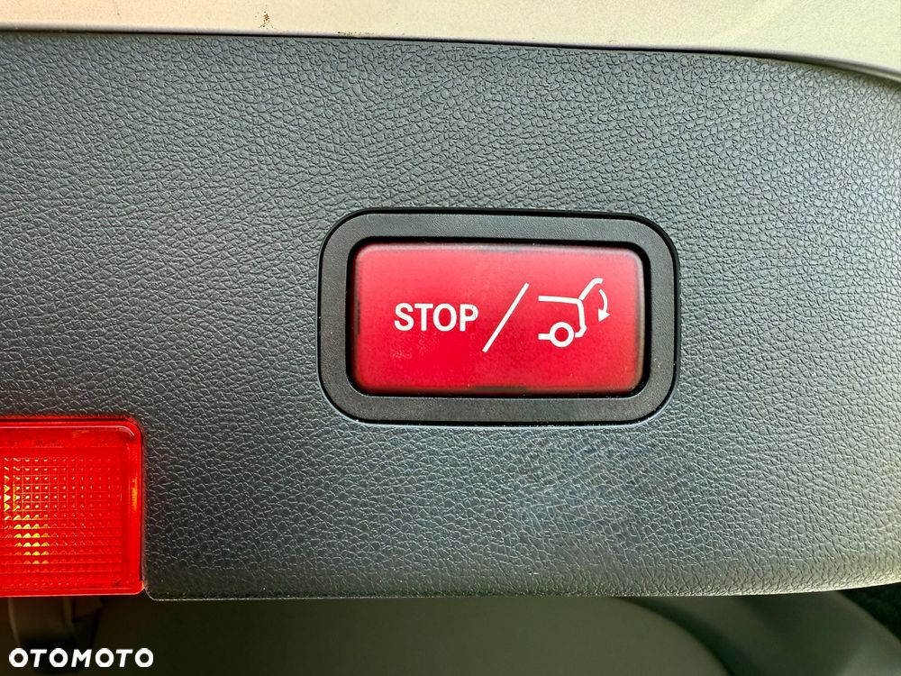 Mercedes-Benz CLS 350 d 4-Matic - 34