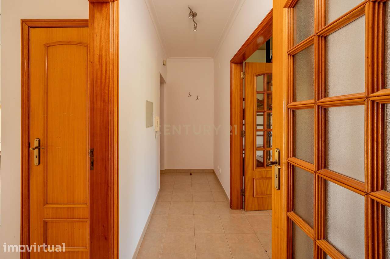 Apartamento T2 com aproveitamento de sótão, Quinta do Sol, Sarge, Torr - Grande imagem: 3/30
