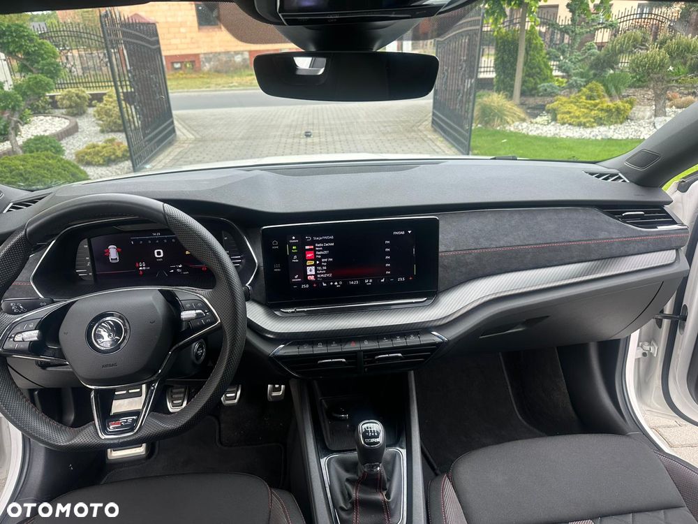 Skoda Octavia 2.0 TSI RS Plus - 10
