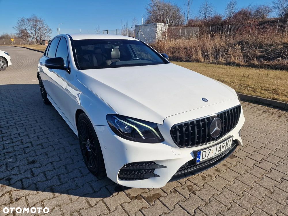 Mercedes-Benz Klasa E 220 d 4-Matic 9G-TRONIC - 1
