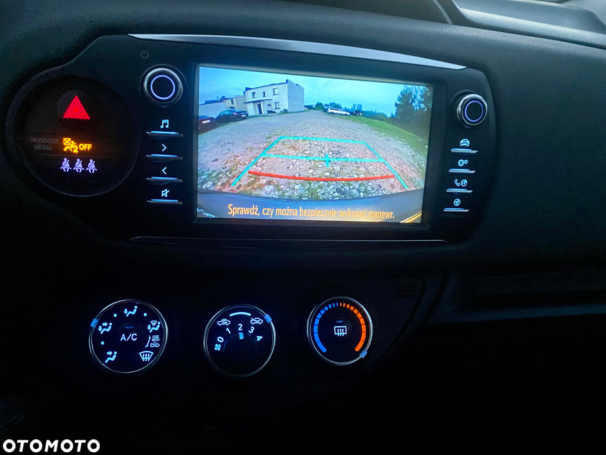 Toyota Yaris - 17