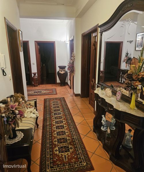 Apartamento T3 para arrendar em Paredes