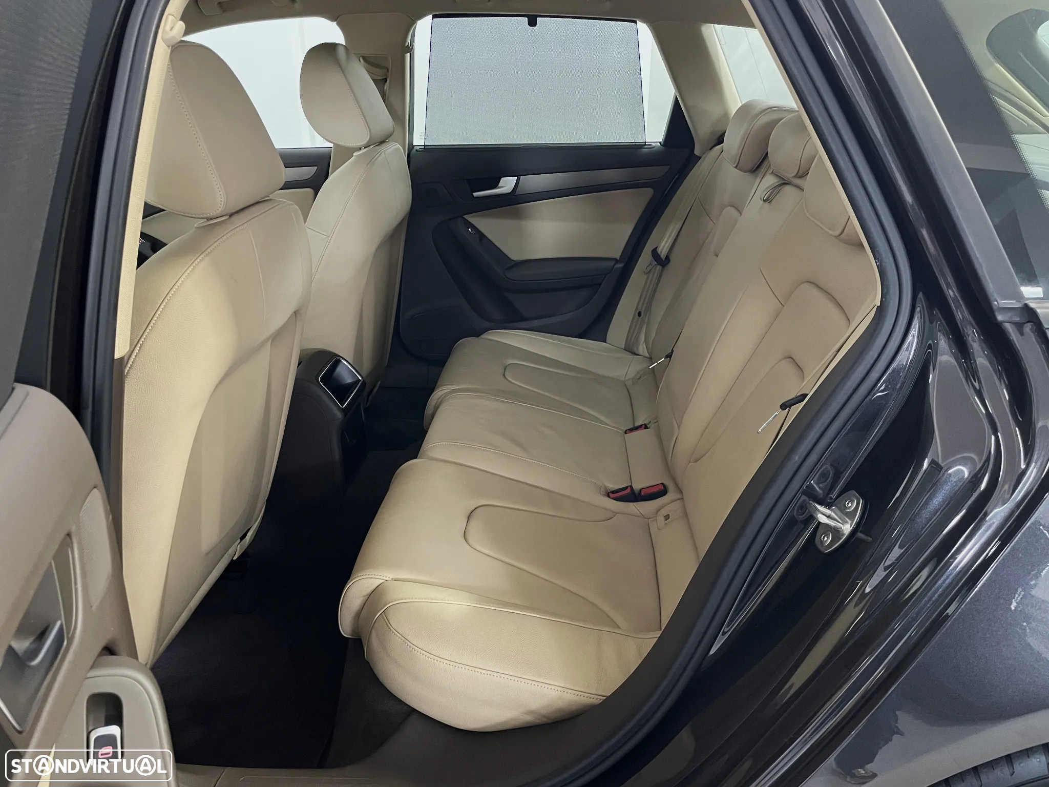 Audi A4 Avant 2.0 TDI - 17