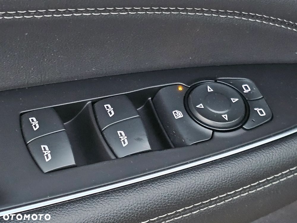 Opel Insignia 1.6 Automatik Business Innovation - 24