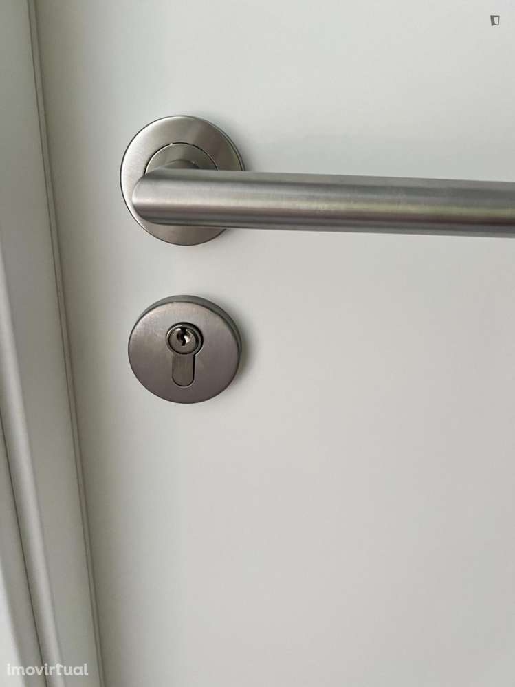 Quarto - localizado em Coimbra - Grande imagem: 5/16