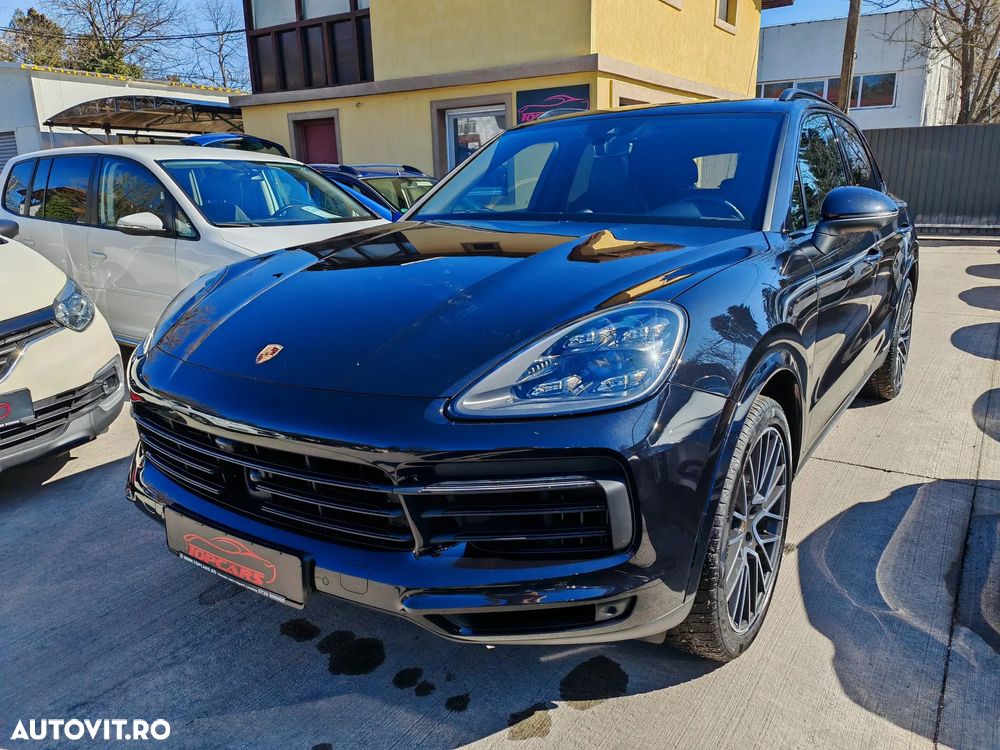 Porsche Cayenne S - 1