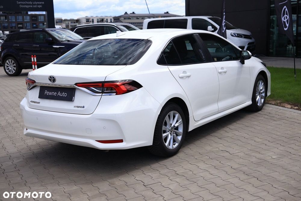 Toyota Corolla - 4