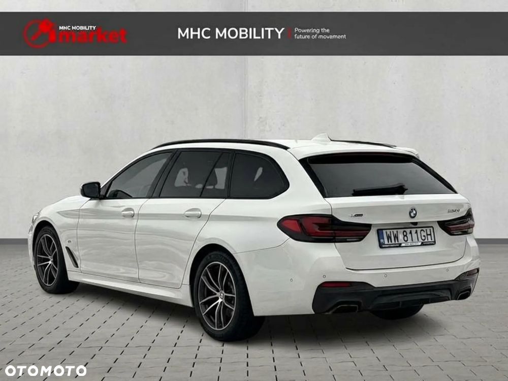 BMW Seria 5 530i mHEV M Sport sport - 3