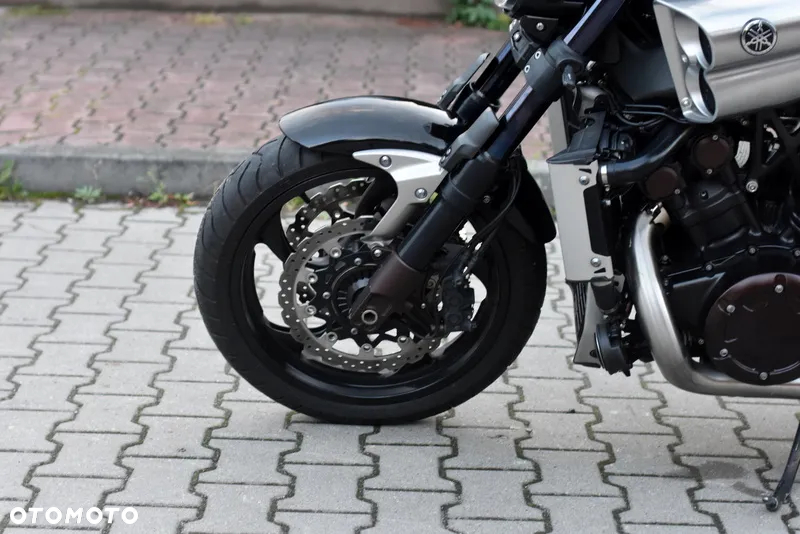 Yamaha V-MAX - 26
