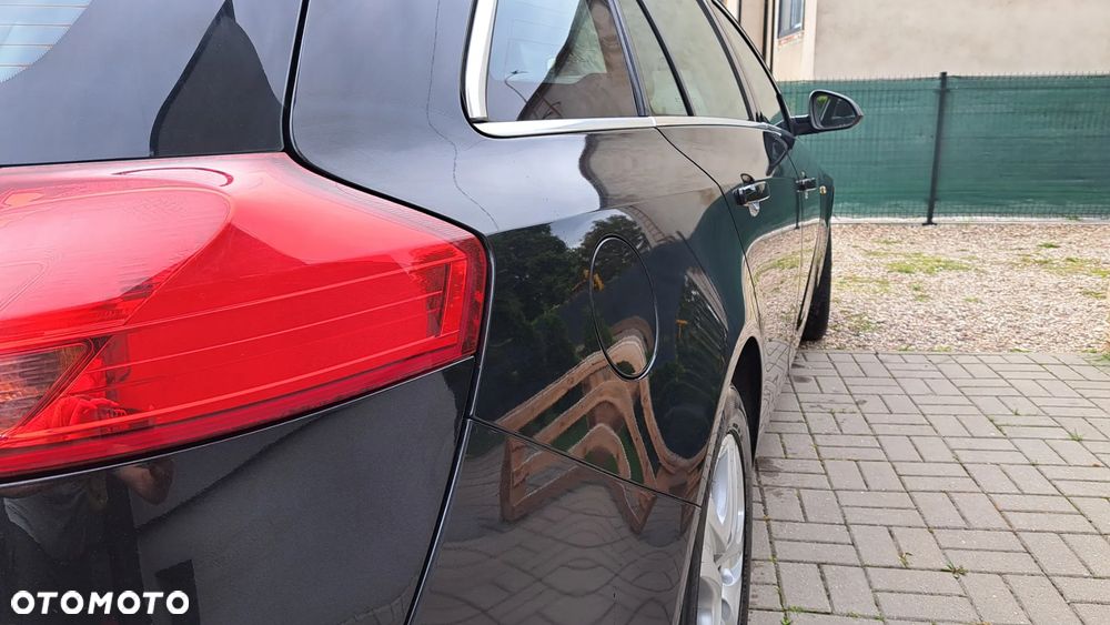 Opel Insignia 1.6 Turbo - 9