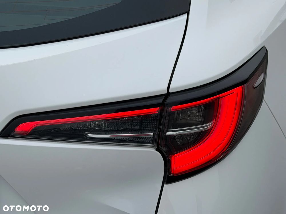 Toyota Corolla 1.8 Hybrid Active - 13