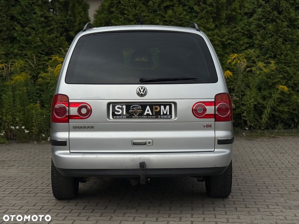 Volkswagen Sharan 1.9 TDI Automatik Exclusive Edition - 4