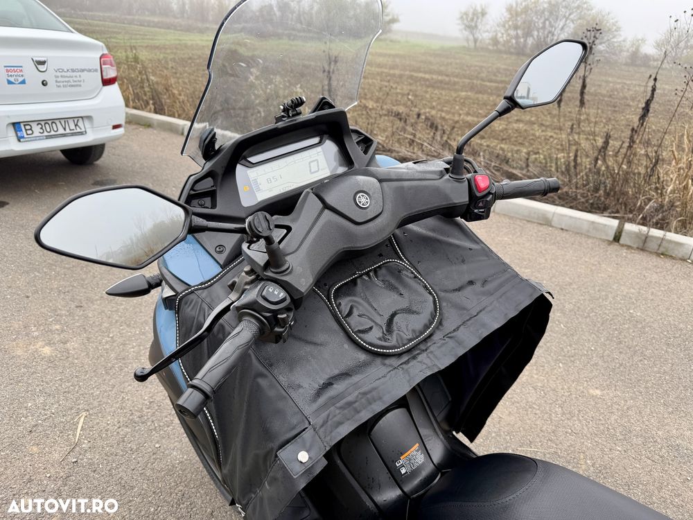 Yamaha Tricity 300 - 15