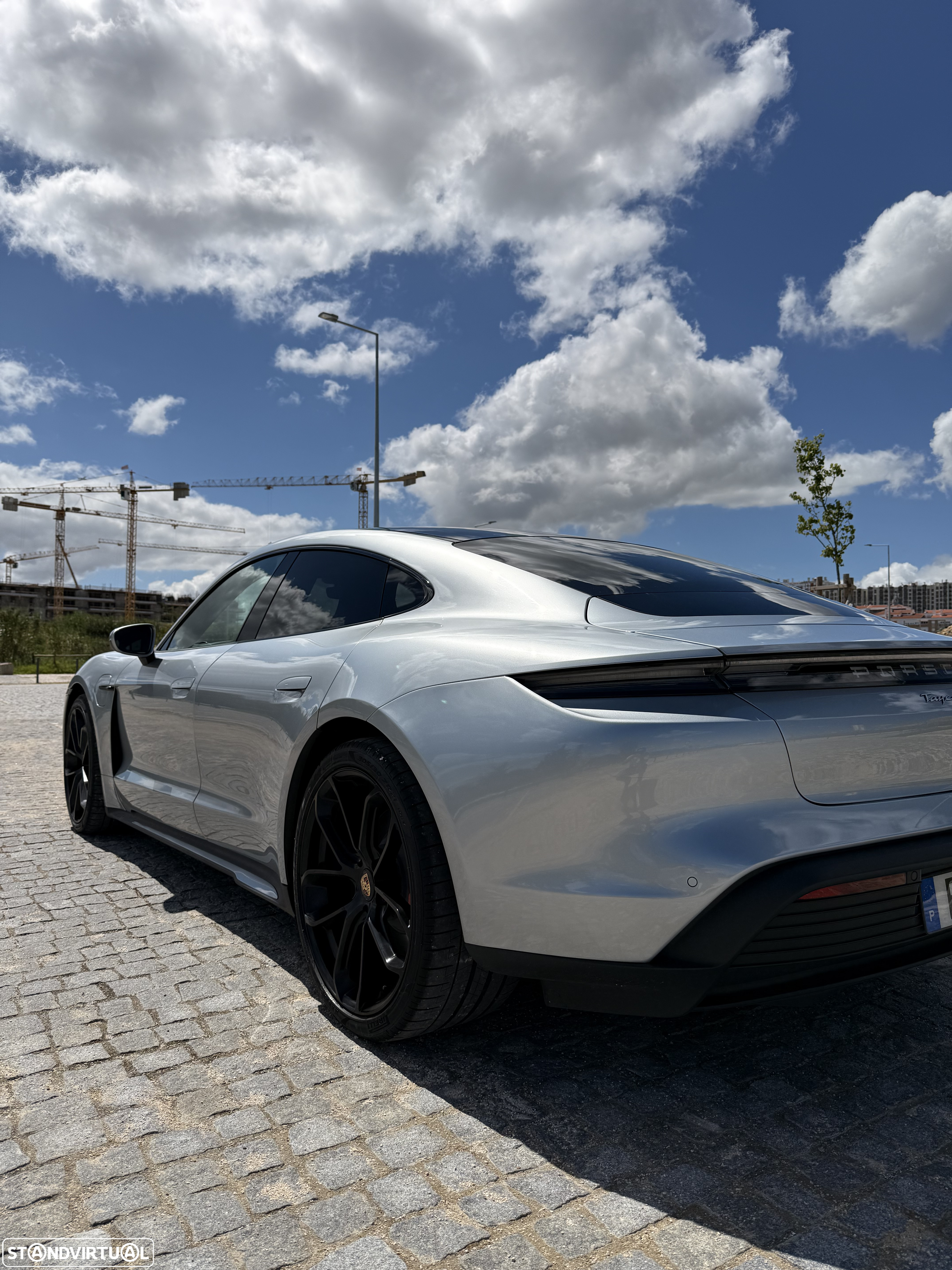 Porsche Taycan 4S bateria Performance Plus - 5