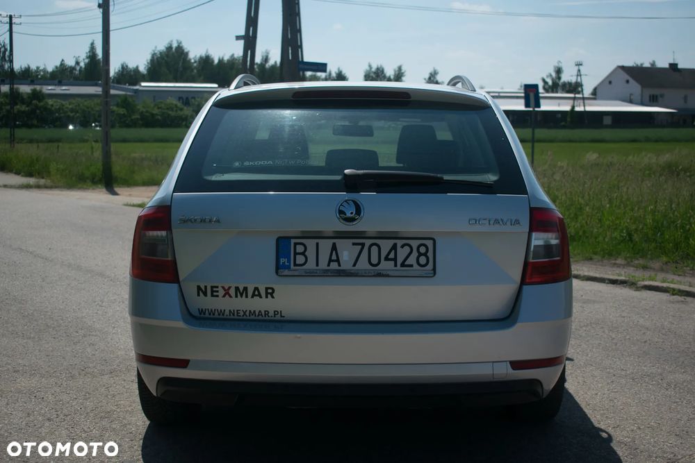 Skoda Octavia 1.6 TDI Ambition - 5