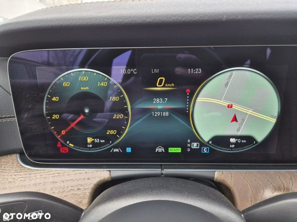 Mercedes-Benz Klasa E - 9