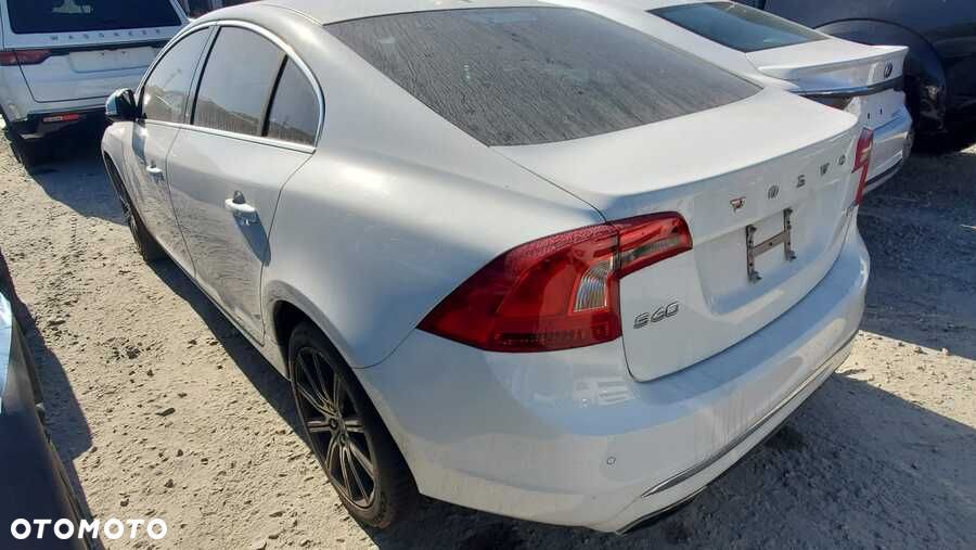 Volvo S60 - 14