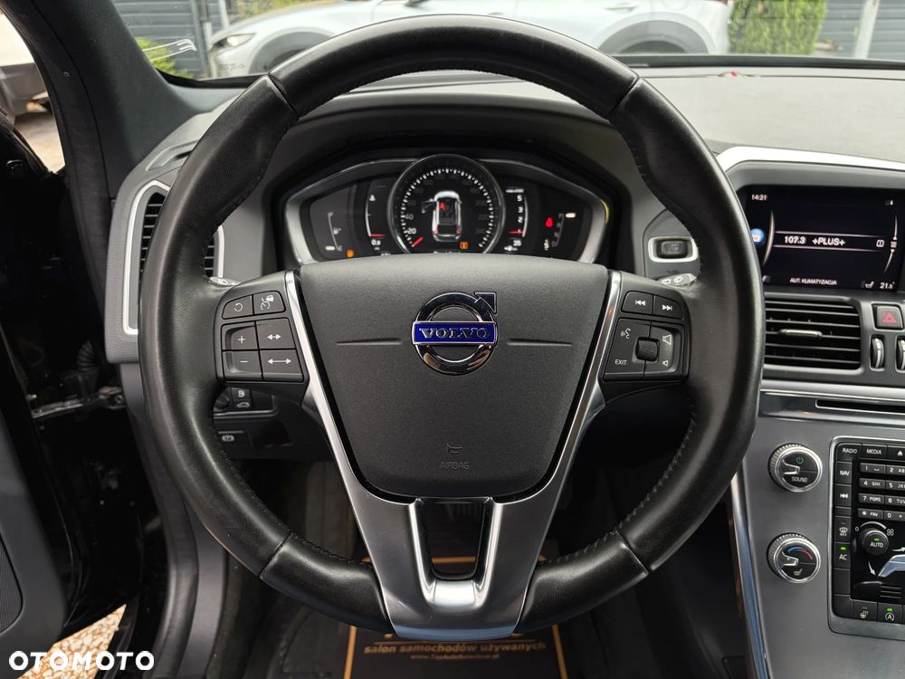 Volvo XC 60 D4 Geartronic Summum - 22