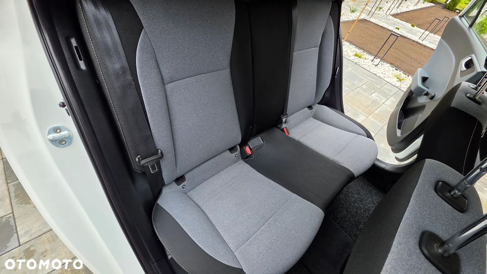 Hyundai i20 1.2 Intro Edition - 14