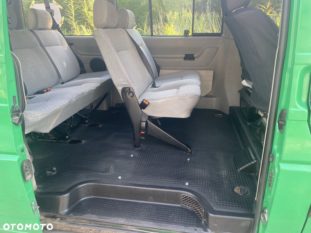 Volkswagen Transporter - 6