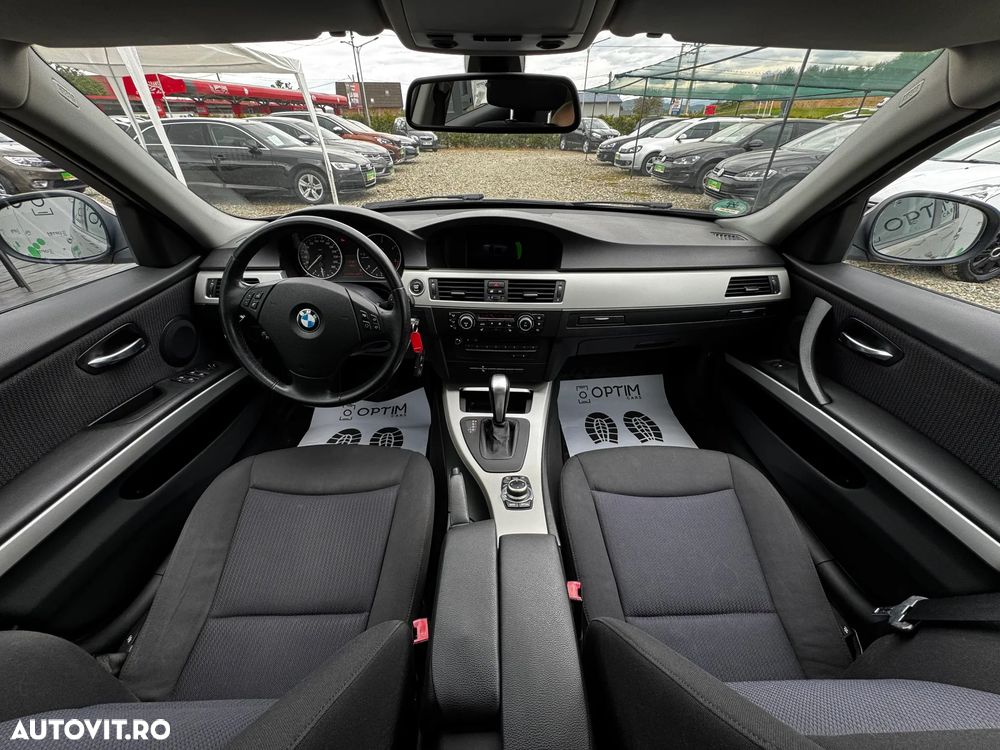 BMW Seria 3 320d DPF Aut. M Sport Edition - 20