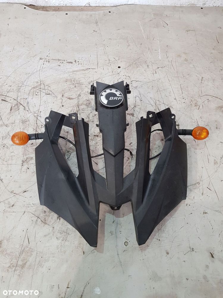 grill owiewka górna kierunkowskazy canam renegade 1000 17 rok - 1