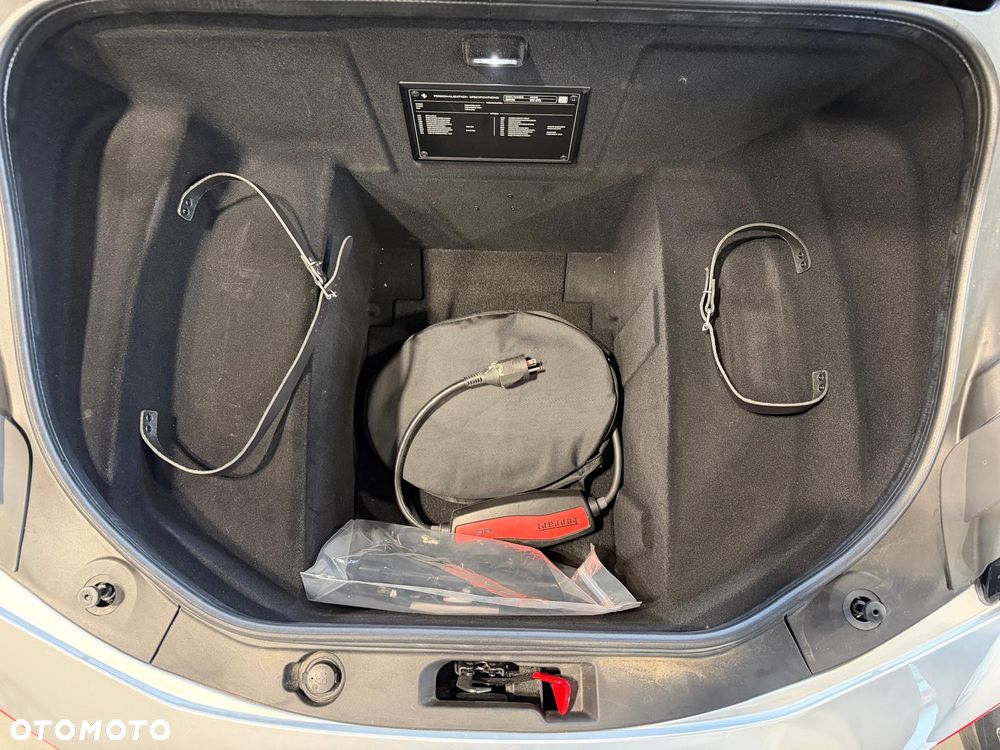 Ferrari 296 GTB - 27