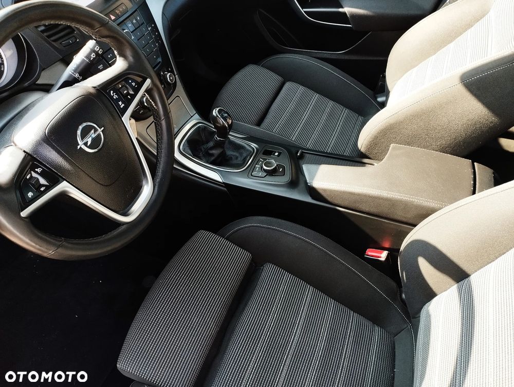Opel Insignia 2.0 CDTI Cosmo S&S - 6
