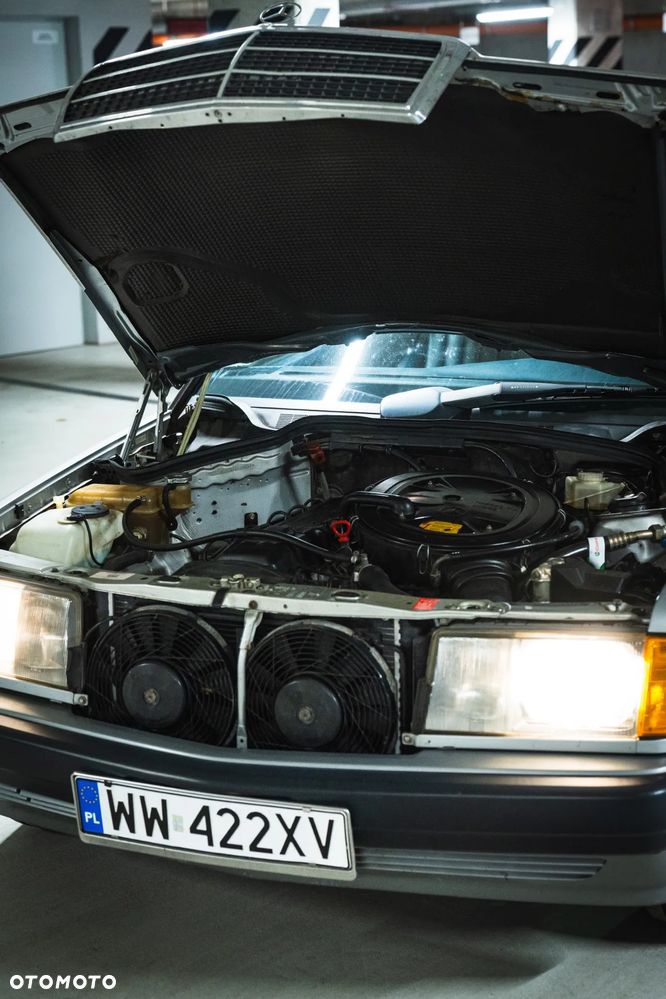 Mercedes-Benz W201 (190) - 7