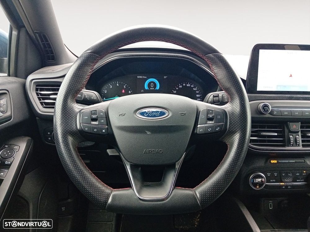 Ford Focus 1.0 EcoBoost ST-Line - 12