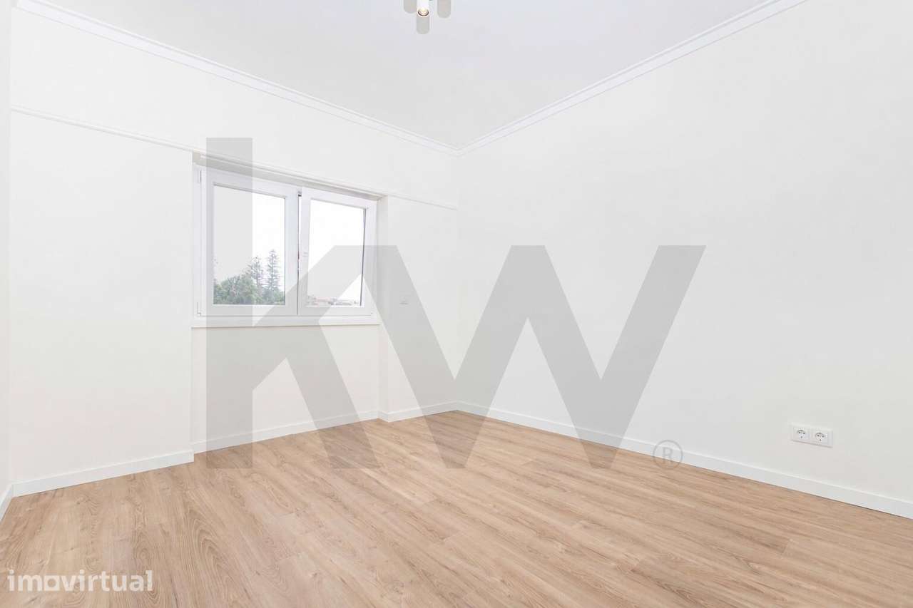 Apartamento T3 Remodelado a Estrear | Urbanização das Silveiras | Carc - Grande imagem: 2/17