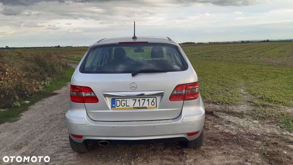 Mercedes-Benz Klasa B 160 BlueEff - 11