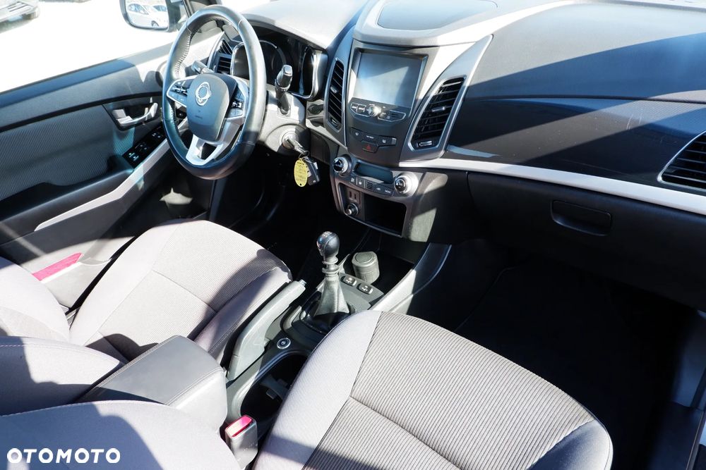 KG Mobility Korando 2018 photo 4